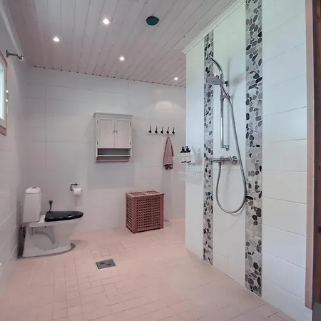 Arctic Circle Homes, Lakeside シャレー *
