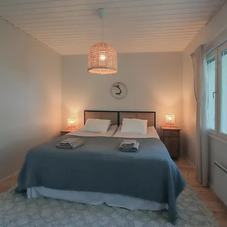 Chalet Lakeside Holiday *
