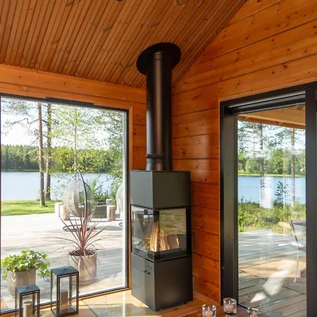 Arctic Circle Homes, Lakeside シャレー