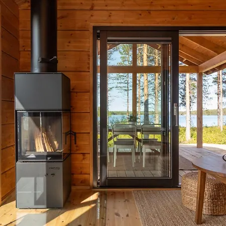 Lakeside Holiday