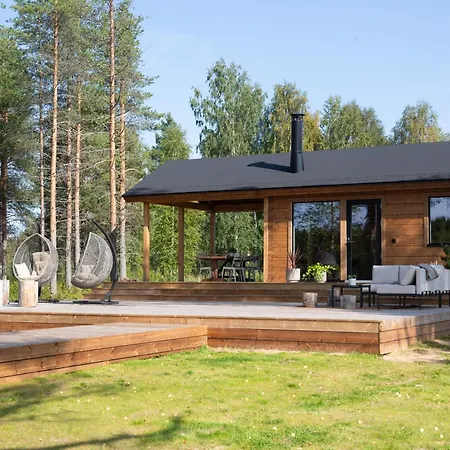 Arctic Circle Homes, Lakeside シャレー *